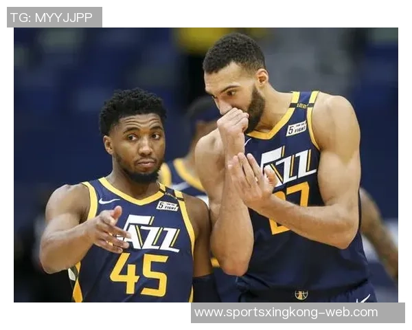 爵士队历史首次单赛季60场以上失利其他球队均有此记录 爵士队历史首次单赛季60场以上失利其他球队均有此记录